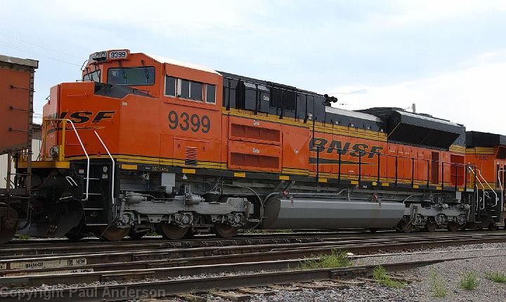 BNSF 9399 - SD70ACe.jpg